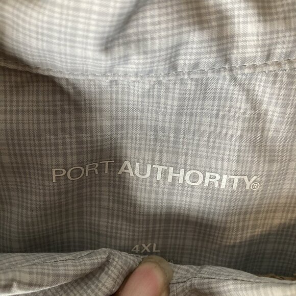 Port Authority Short Sleeve UV Vented Daybreak Shirt - 4XL - Gray Check- W961 - Picture 4 of 8